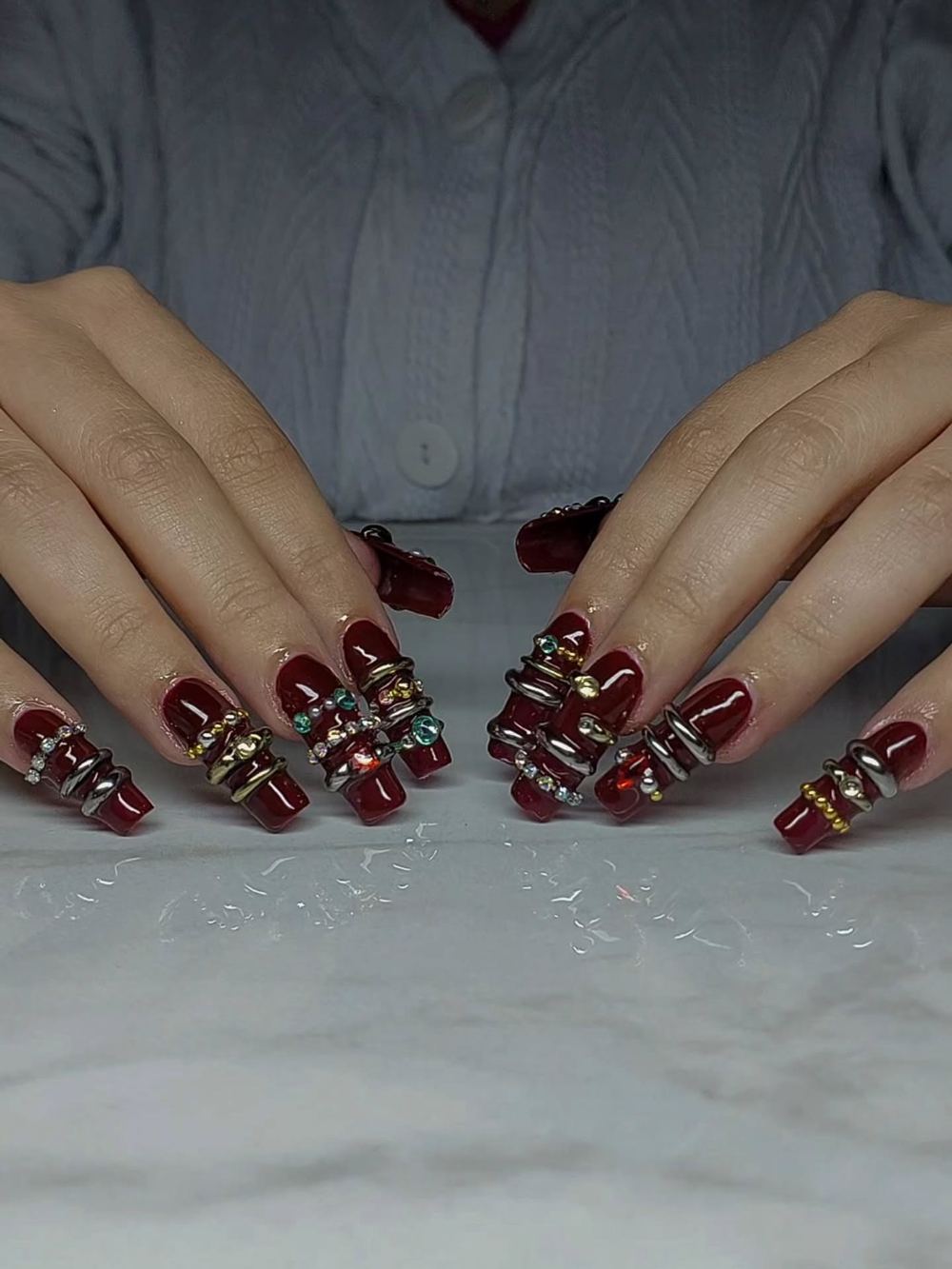 Cherry marble structured set