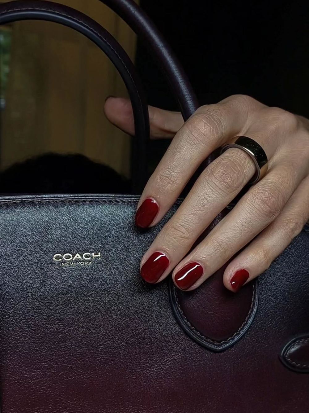 Deep red short nails